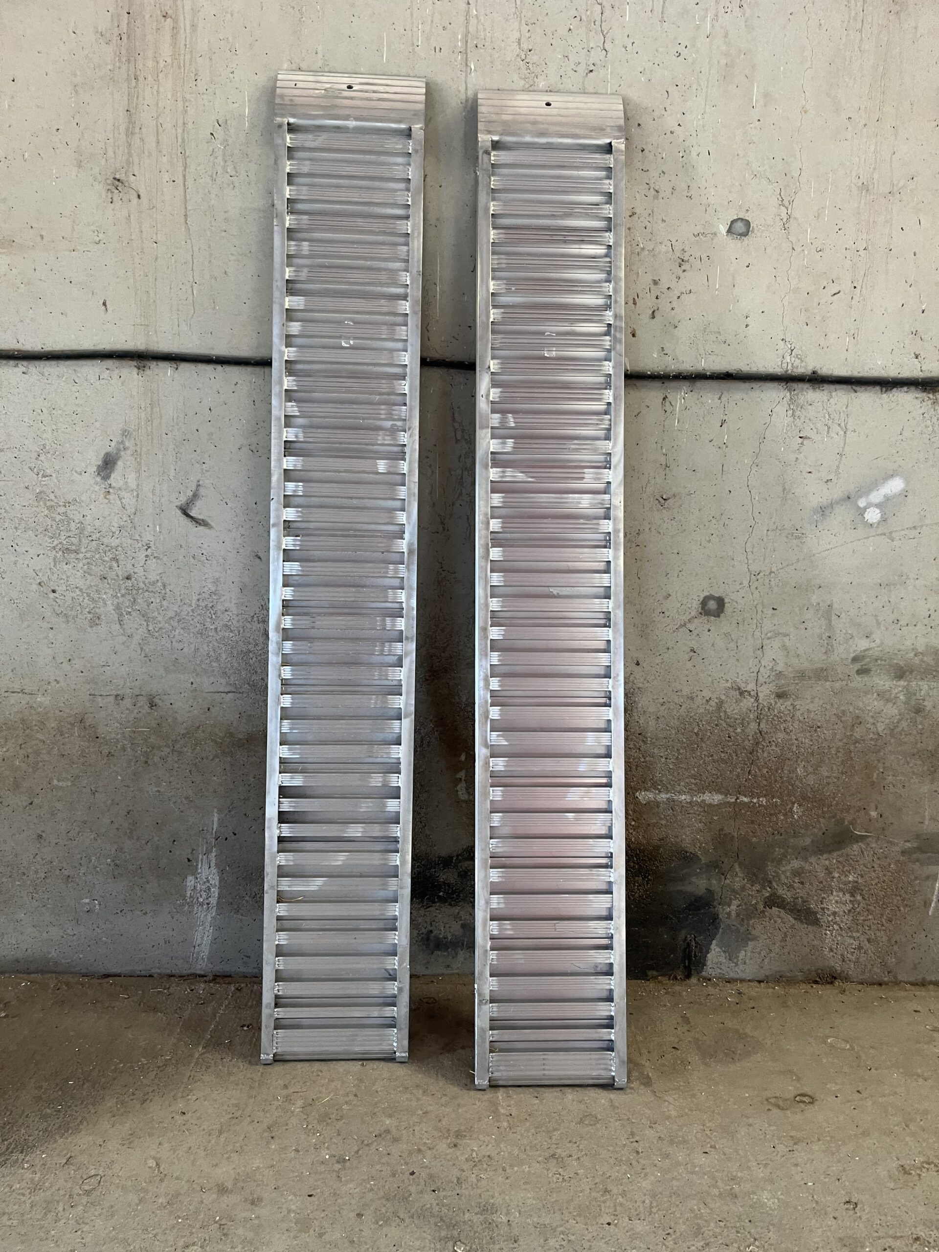 RAMPAS DE ALUMINIO PARA MAQUINARIA - Imagen 4